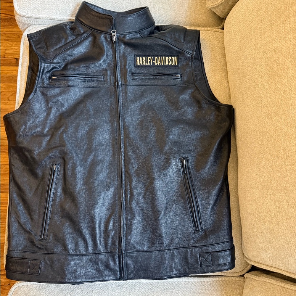 Harley-Davidson Men's Black Leather Vest with Gold Logo
